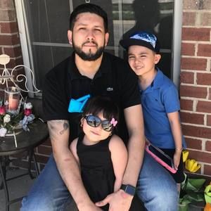 Meet your Posher, Juan carlos